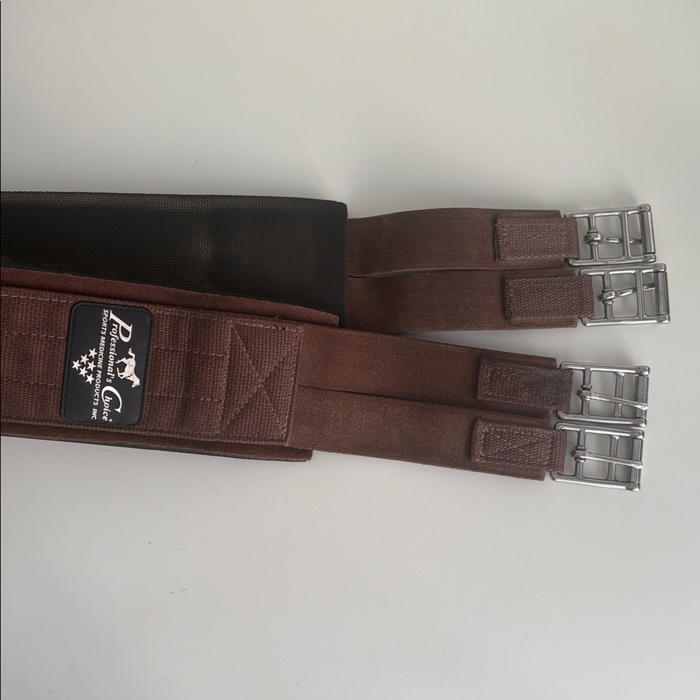 Professionals Choice SMx English Girth Chocolate Size 52 - Picture 3 of 9